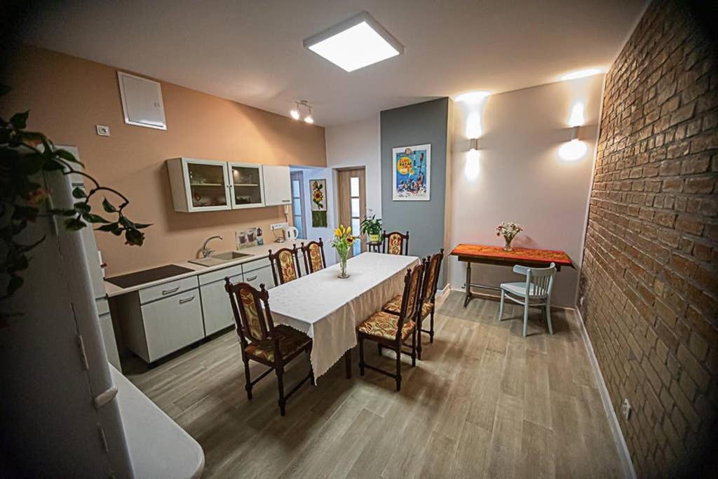Apartament Rynek 레스나 외부 사진