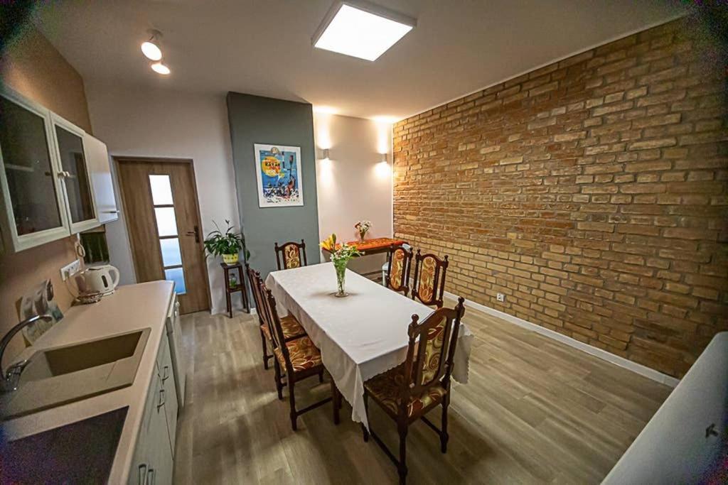 Apartament Rynek 레스나 외부 사진